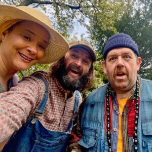 Nick Frost Instagram - On set families like these 🧡
 
‘Grow’ is hitting Sky Cinema next year.
