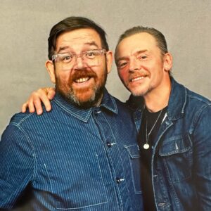 Nick Frost Instagram - It’s so funny who you bump into at these Cons! @comicconlpool 
@simonpegg