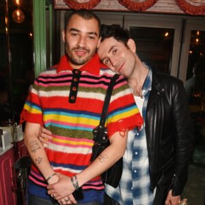 Nick Grimshaw Instagram - 👨🏽‍❤️‍💋‍👨🏻 ✨