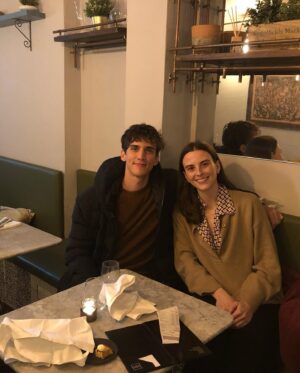 Nick Hargrove Instagram - Some days in London ☕️🦊