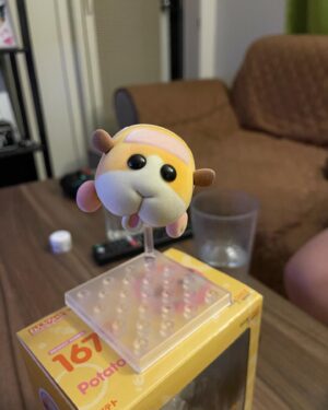 Nick Wolfhard Instagram - My gf is having fun with her new birthday present! #puipui