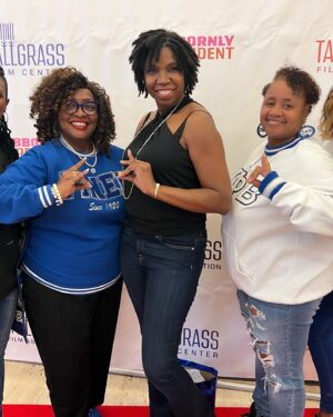 Nicki Micheaux Instagram - Happy Founders day! #finerwomanhood 💙💙💙💙 #sisterhood