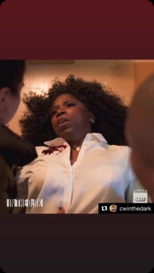 Nicki Micheaux Instagram - Have you met Nia Bailey? This was that time they tried to take her out.
😎🩸 Sam, my number one! @iamcortnijoyner
#inthedark #actorsofinstagram @brookeamarkham @cwinthedark