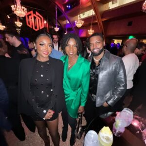 Nicki Micheaux Instagram - 🤩🎉💕 The MACRO Oscar Party. @staymacro 

Pictured with my talented friends! @aldis_hodge @lawrencehrobinson @patinamiller