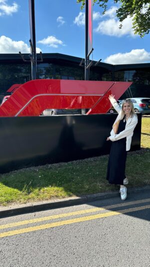 Nicki Shields Instagram - Who else was loving all the racing this weekend? What did you watch?! 🏎️🏎️🏎️

So pleased to be back commentating for F1 Academy 🎤🎤 on a busy weekend with all the series on track F1, F2 and F3. 🙌🏼 

Huge congrats to @abbipulling and @chloechambersracing on their epic wins! 🙌🏼🏆 Here come the girls 💁🏼‍♀️

#f1 #f2 #f1HQ #F3 #F1academy #abbipulling #chloechambers