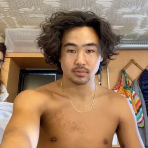 Nico Hiraga Instagram - ROSALINE is out now on Hulu !! Go stream that shitttttt we were in Italy gettin BUSY CMONNNN💚💛🫡🫡