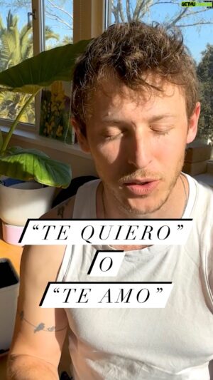 Nicolás Coronado Instagram - LO DIFÍCIL a veces es ………ser valiente para decir “te amo” en lugar de decir te quiero. Lo difícil también es, tener el discernimiento para observarse a uno mismo, y darse cuenta de a que personas uno quiere, y a que personas uno ama.

si amas una flor, no la arranques,
porque si la arrancas se marchita
y deja de ser aquéllo que amas.
Si amas una flor, déjala ser
El amor no es posesión,
el amor es apreciación.

#amor #amar