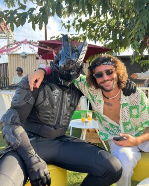 Nicolas Ferrero Instagram - Merci au @jokerclubspirit & @casinopleinair d’avoir accueilli toute notre équipe du @thedarkworkout pour cet événement incroyable hier . Et surtout merci a toute mon équipe du DARK sans qui tout ça n’aurait pas eu lieu et avec laquelle nous travaillons chaque jour pour rendre le sport toujours plus ludique et spectaculaire . La rentrée arrive et croyez nous … ça va être show ! @thedarkworkout @mariespat @serguei_reznik @cameron_chn @magacito @ben_covo @julien_hvl @loris_coach @am.talents