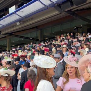 Nicolas Ferrero Instagram - 🇬🇧 ROYAL ASCOT DAY WITH THE FAMILLY @axiomdwfm 🇬🇧

Thank you for this moment i’m so grateful 🙏🏼