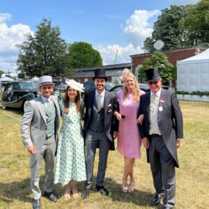 Nicolas Ferrero Instagram - 🇬🇧 ROYAL ASCOT DAY WITH THE FAMILLY @axiomdwfm 🇬🇧

Thank you for this moment i’m so grateful 🙏🏼