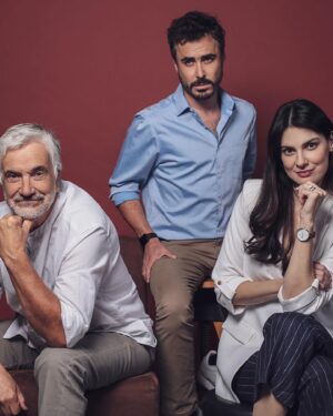 Nicolás Oyarzún Instagram - ESTRENO
Este Lunes 05, después de 25 años…
Primero capítulo de GENERACIÓN98
Por @mega.tv