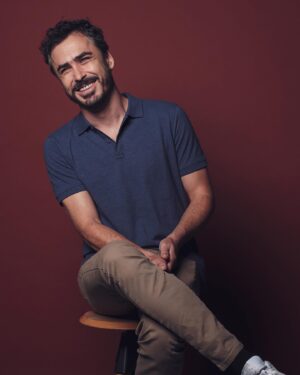 Nicolás Oyarzún Instagram - ESTRENO
Este Lunes 05, después de 25 años…
Primero capítulo de GENERACIÓN98
Por @mega.tv