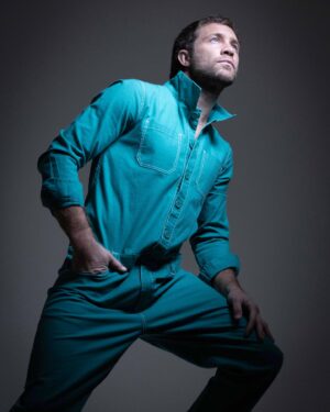 Nicolás Riera Instagram - Acomodo la luz y arrancamos. 📸
@boliviaonline 
Protagonista @paratirevista 
Fotos @chrisbeliera 
Vídeo @mcretellaph 
Maquillaje y peinados @guilleparraa 
Estilismo @alegarcia360