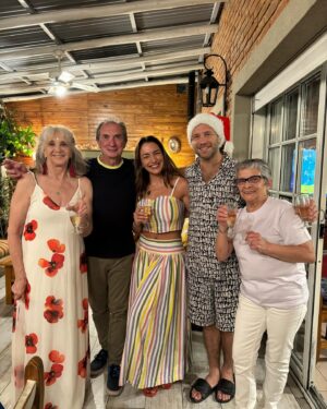 Nicolás Riera Instagram - Feliz Navidad ♥️ 
Que sea repleta de amor y rodeados de gente querida para todos