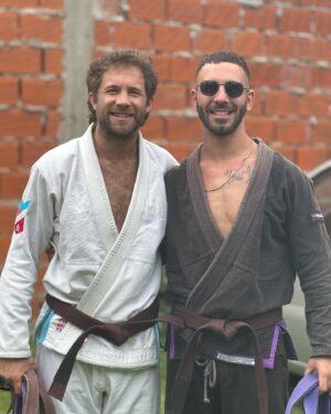 Nicolás Riera Instagram - Graduacion faixa marrom 🤎 @gfteamarg 
Disciplina y perseverancia 
Gracias @javiercardozobjj