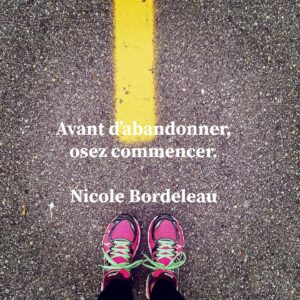 Nicole Bordeleau Instagram - Respirer 
Et, faire un premier pas 
Même vacillant, même hésitant
Avancer 
Oser.

#création #créativité #transformation #métamorphose #changement #printemps #renouveau