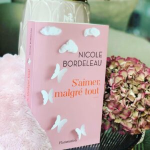 Nicole Bordeleau Instagram - Le découvrir ou le redécouvrir sous cette nouvelle couverture… Merci @flammarionlivres

#saimermalgrétout #roman #livre #livrequebecois #lecture #découverte #gratitude