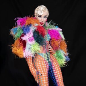 Nicole Gaultier Instagram - Gracias @jeanpaulgaultier ,  y todo el equipo que hizo posible que llegara este outfit a mi ❤ gracias @ceciliatelleza 
 Esta bellas fotos de las máximas @retrabookpro