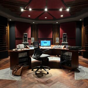 Nicole Huff Instagram - Such an honour to meet and work with this world renowned music mastering genius who is kind, genuine, sweet, and talented. He also worked with Elton John, Dua Lipa and many more well known artists. This is the final stage of my original pop and dance music. Can’t wait to officially share it with the world when the time comes. 🎵🎤🤎