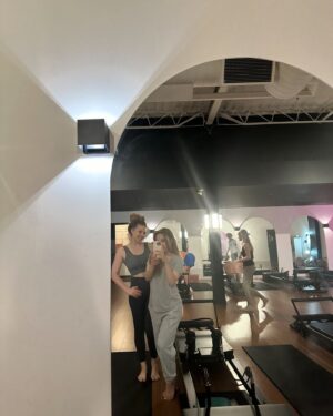 Nicole Huff Instagram - Took a pilates class with my BFF @lalasheartt 💕