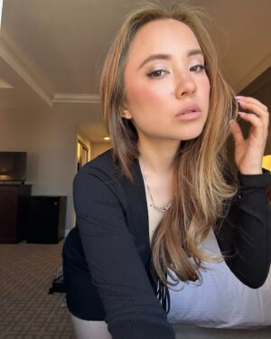 Nicole Huff Instagram - 