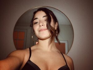 Nicole Muñoz Instagram - 