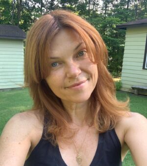 Nicole de Boer Instagram - Hope it’s been a restorative weekend. 🌱 💕
cottagelife #muskoka #nature #lakelife #nofilterlife