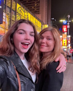 Nicole de Boer Instagram - Happy 16th Birthday @summer.kastner ! 
I’m so proud to be your mom. Love you so much xoxo 
❤️❤️❤️❤️🎂🎂🎂🎂🥳🥳
