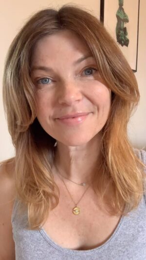 Nicole de Boer Instagram - Looking forward to #fedcon #startrek #startrekdeepspacenine #ezridax #dax #bonngermany