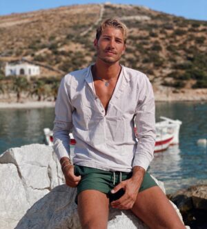 Nicolò Ferrari Instagram - ✨🇬🇷 Greek Life #Naxos