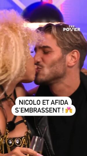 Nicolò Ferrari Instagram - "On a un Apollon dans la maison" 😏 
@nicolo_federico_ferrari découvre qu’@afida_turner a un coup de coeur pour lui et il compte bien en profiter 🤭
 
#ThePower, disponible sur @6play