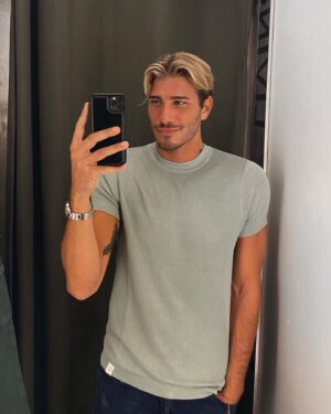 Nicolò Ferrari Instagram - Hola♥️