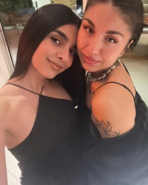 Nida Khurshid Instagram - Lately. (Is that what the kewl people are saying these days??🙃) Also, I feel very seen by this emoji,😶‍🌫️😶‍🌫️, last slide🥲