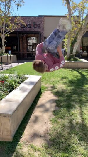 Nidal Ajib Instagram - What does your morning look like 🤷‍♂️❓❓❓

Me- FLIPS!! 🙄🤣🤣

Working on getting into the flow of life 🌊...

#flips #parkourlife #gymnastics