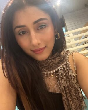 Nidhi Bhavsar Instagram - 😌