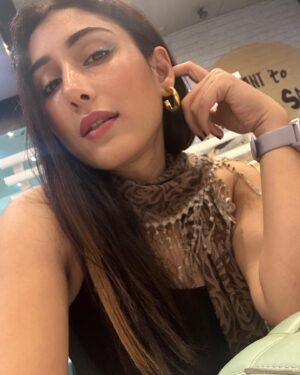 Nidhi Bhavsar Instagram - 😌