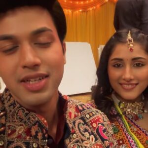 Nidhi Bhavsar Instagram - Wrapping up an incredible journey filled with meaningful stories and heartfelt moments. This show tackled the important issue of dowry in India, and I am so grateful for the opportunity to be part of it. A huge thank you to our amazing producer JD sir @jd_majethia , the incredible Director & human Sanjay sir @upadhyaysanjays , the brilliant creative Nirav sir and Kripa @kripa22sharma and writing teams, and every single member of our crew who poured their heart into making this show special. Here are some fun behind-the-scenes moments that made this experience unforgettable! 

I regret not having pictures with all my co-actor friends but I love you guys ❤️

#Grateful #EndOfAnEra #Teamwork #socialchange @meetbjoshi_official_ @hatsoffproduction @sejalshah0703 @dharmesh64