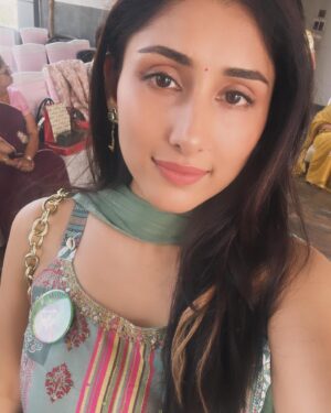 Nidhi Bhavsar Instagram - ✨🧿