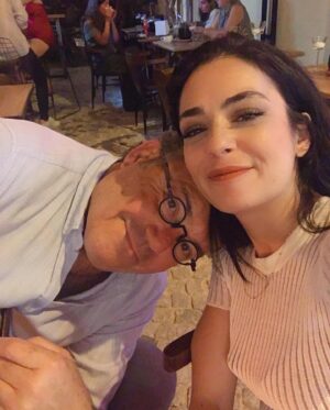 Nihan Balyalı Instagram - Argun abicim.. uzun uzun cümlelere gerek yok, o beni tanır 🤍