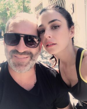Nihan Balyalı Instagram - Roxy günlerinden bugünlere🥂 Senelerdir her telefonda ne zaman, nerde, neye ihtiyacın olursa burdayım diyen kişi dostundur. İyi ki varsın Birkancım!