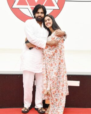 Niharika Konidela Instagram - Have witnessed the most awaited statement ‘Konidela Pawankalyan ane nenu’ ❤️

The state of Andhrapradesh is in safe hands now. ✊🏼