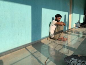 Nikhil Vijay Instagram - सूरज का सातवां घोड़ा और धूप...
📷 @harikvedantam_dop 

#hosteldaze #jhantoo