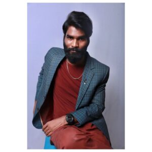 Nikhil Vijay Instagram - About last night 🐾
For @primevideoin 's 5th Birthday Celebrations

Photographer : @natashasbandlish 
Assisted by : @aquibxsid 
Styled by : @theweirdwoman 
HMU : Prashant 
Accidental Creative Direction : @luvvispute 

..................

Wearing 
Blazer : @designervivekgupta 
T-shirt : @zara 
Pants : @jackandjones