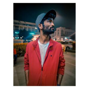 Nikhil Vijay Instagram - Urban vibes on rural face might make a difference. 
Just saying...
📷 Bade bhai saab @bhot_shi_ankit