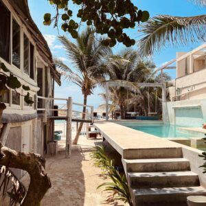 Nikita Ramsey Instagram - back home from a week of beach hopping & eating our way through mexico … first stop tulum.