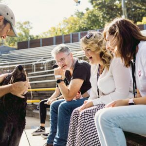 Nikki Britton Instagram - Saturday. Taronga Zoo. 
Fell in love with Bondi the rescue seal (Chubby   hairy = ❤️🫦) then did some comedy with me mates. 10/10. Check out the rest of the @twilightattaronga program. It’s the best. And thanks @daramunnis for capturing our meet cute 📸 Even though it pissed it with rain for the duration of my set, I couldn’t wipe the grin from my bouche. 😍