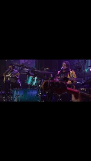 Nikki Glaspie Instagram - Have you seen this? You can go to YouTube and watch this whole episode of @purplebeetv . In the meantime we are coming out west. #thenthpowerlovesyou