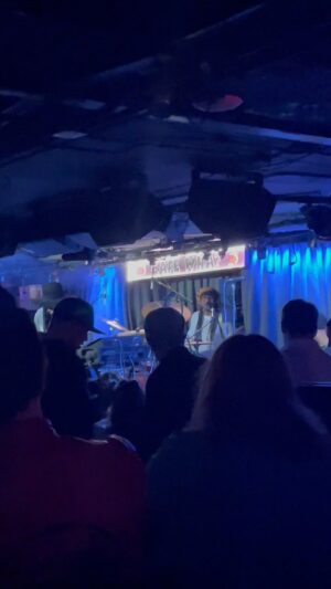 Nikki Glaspie Instagram - This video was taken February 7th, the last time I had the pleasure of seeing Casey . He was such a sweet human with a smile that would bring me comfort, knowing there is good in this world. I’m glad we got to share the stage one more time. I’m glad I got to hear his brilliance one more time. I am feeling for my friends and musician community today that was hit hard with this news. Keep loving and living like tomorrow is not promised. Here is yet another reminder of the stark reality. Death is promised, life is not. Love each other a little bit harder please. Love.