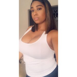 Nikki Vanderdyz Instagram - I am to be treated as a priority I know my worth damnit. 🦋❤️