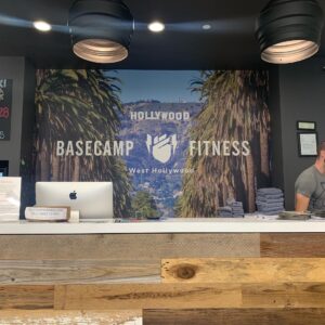 Nikki Vanderdyz Instagram - This morning @basecampweho kicked my butt lol . I woke up and 6am got there at 6:50 and left at 7:50am in sweat.Thank you so much for such an amazing, tense, workout I really needed it 🎃 💪🏽👙🏋🏽‍♀️🚴🏾‍♀️
PS: they had us doing squats with pumpkins 😂